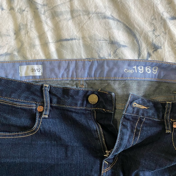 Gap denim skirt, 1969 series. Size 12. Good used condition. - Picture 3 of 3